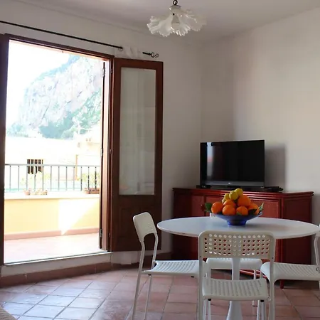 Casa Di Anna * تْشيفالو